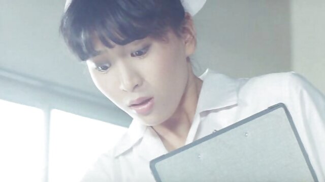 J'ai posé la brune aux cheveux longs film erotique gratuit en francais sur la machine à laver et posté