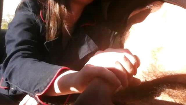 Dames d'âge mûr écartent les jambes devant les patrons film porno viol francais