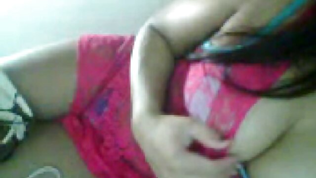 Couple britannique dessin animé porno en français expérimentant tous les trous