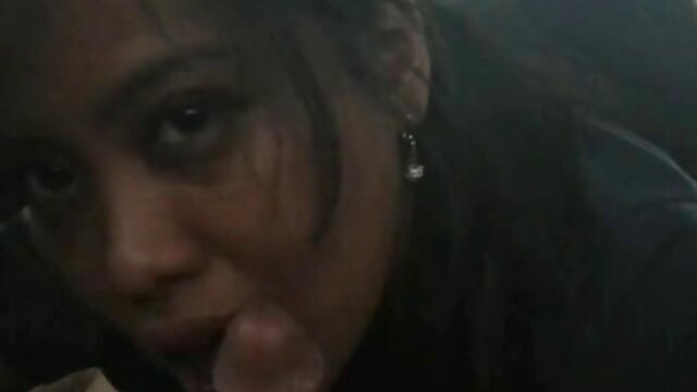 Chatte bien roulée un film porno en français pour mamelons maigres