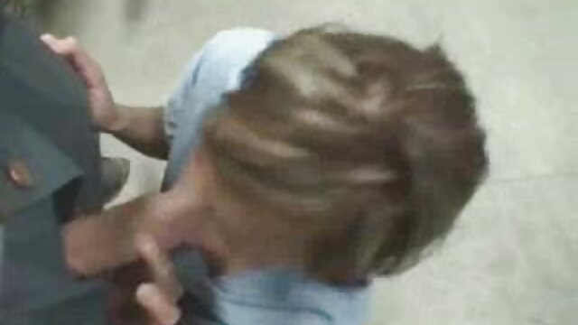 Les mecs filment leur petit ami sur un film porno italien streaming mobile