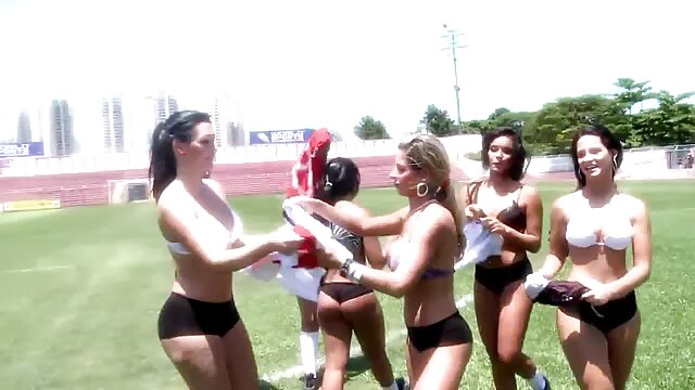 Dans film poronographique complet en francais le cul d'une femme noire