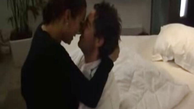 Le directeur baise un nouveau professeur film gratuit français porno
